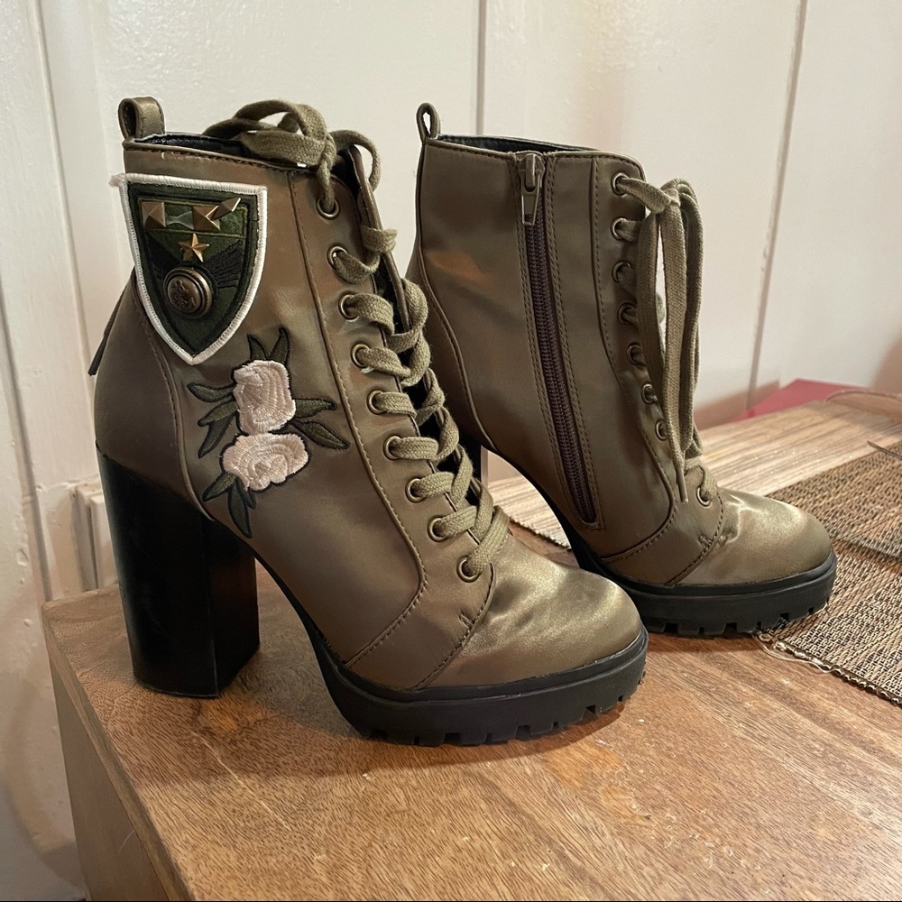 Steve Madden boots!